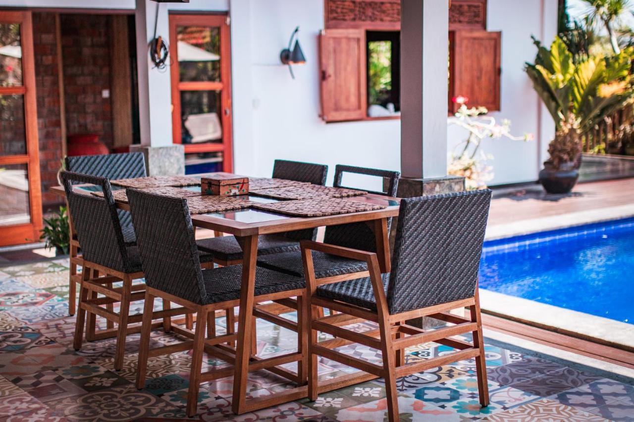 Villa Bukit Malas 3 アメッド エクステリア 写真