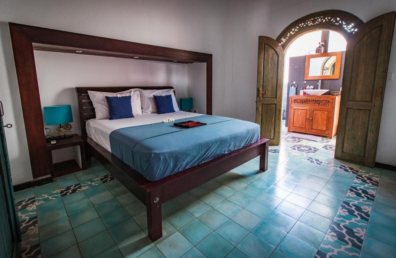 Villa Bukit Malas 3 アメッド エクステリア 写真